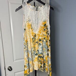 gimmicks by BKE Yellow Floral Lace-Trim Sleeveless Tunic Dress